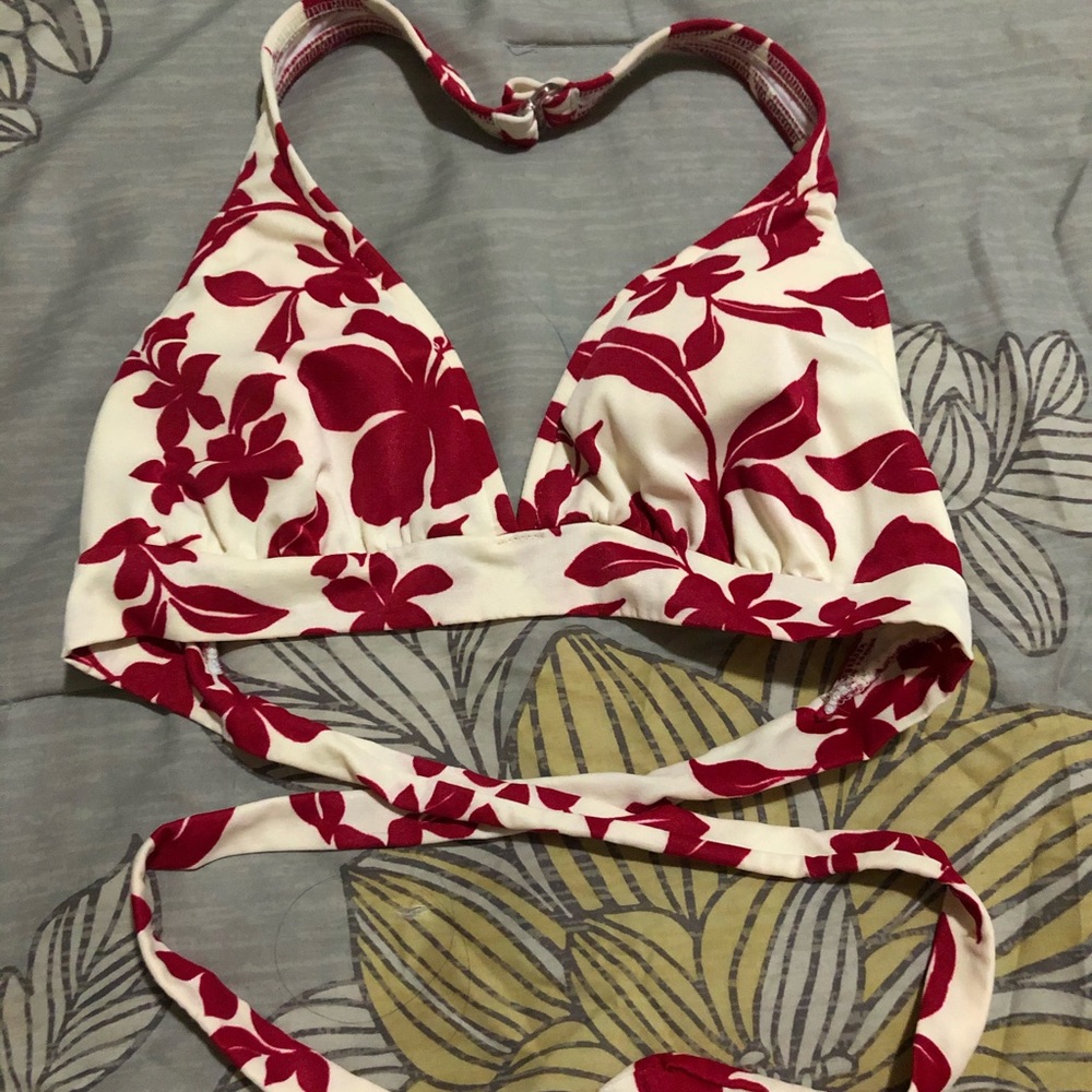 Xhileration Red & Cream Floral Halter Bikini Top